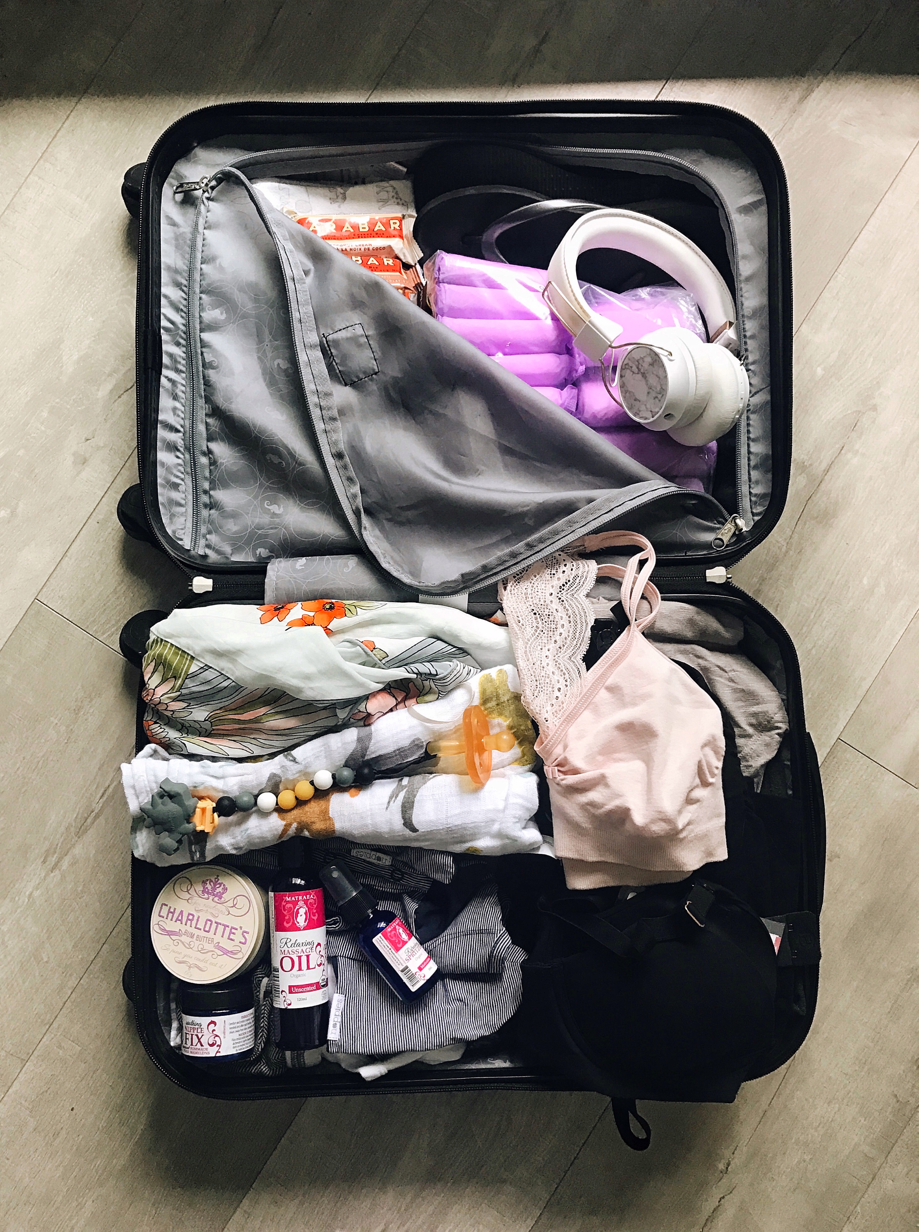 what i packed in my hospital bag tastes by jade